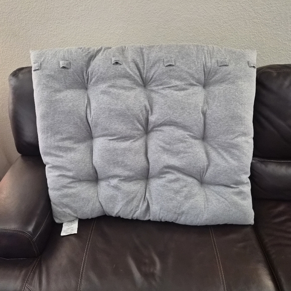 Dormify tufted headboard for college dorms - Picture 2 of 4